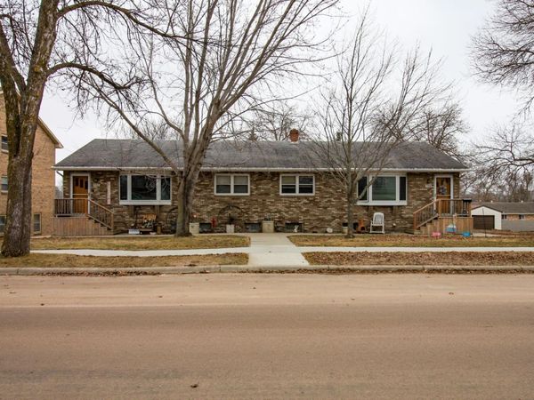 700 E Summit Avenue , Fergus Falls, MN 56537