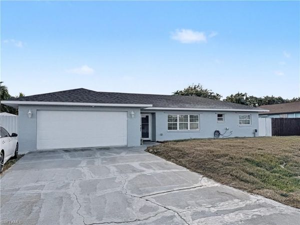 7658 Laurel Valley RD, FORT MYERS, FL 33967