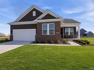 50682 Beckett Court, Macomb Twp, MI 48044