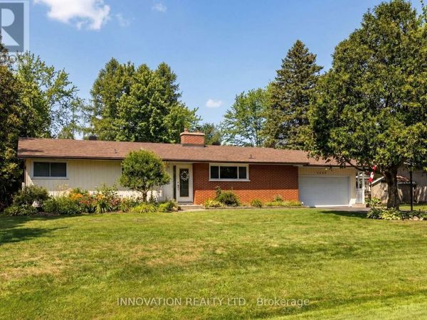 1303 Fairway Drive, Ottawa, ON K4M1B3