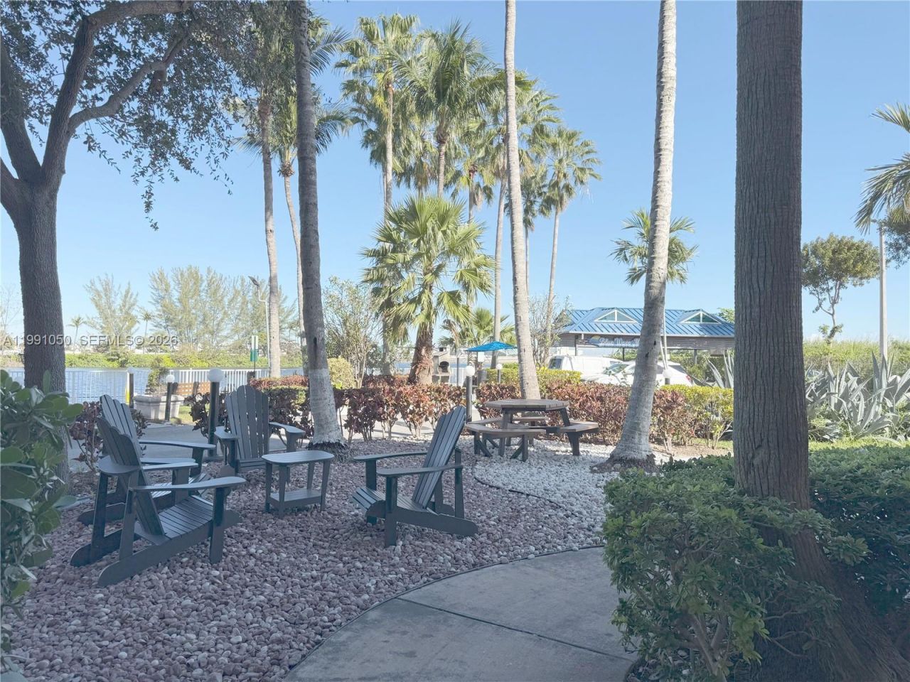 5077 NW 7th St, Unit PH1, Miami, FL 33126 Photo