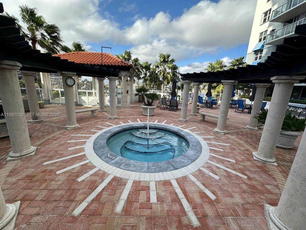 5077 NW 7th St, Unit PH1, Miami, FL 33126 Photo