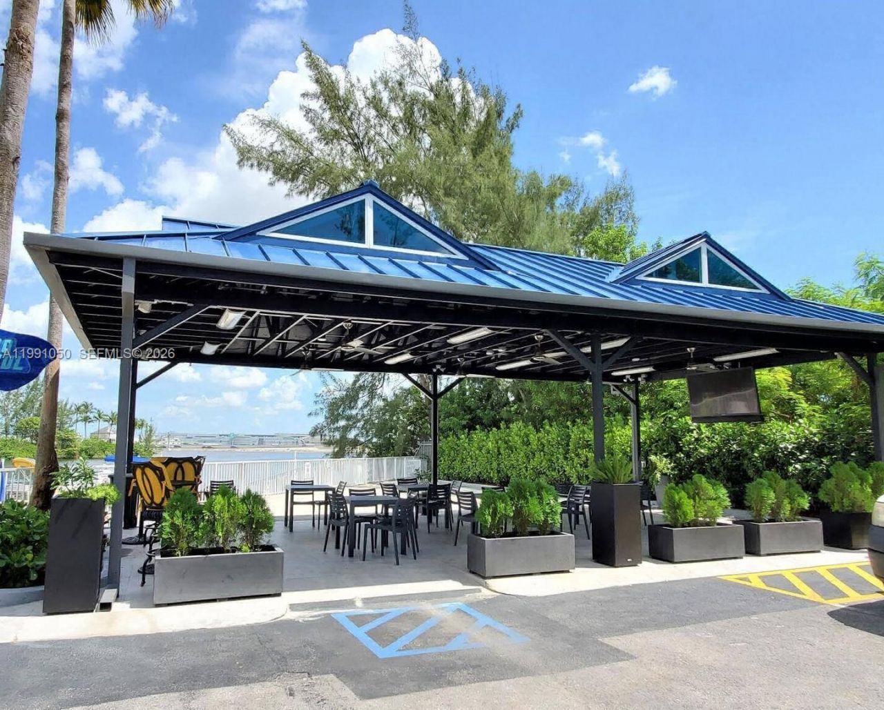 5077 NW 7th St, Unit PH1, Miami, FL 33126 Photo