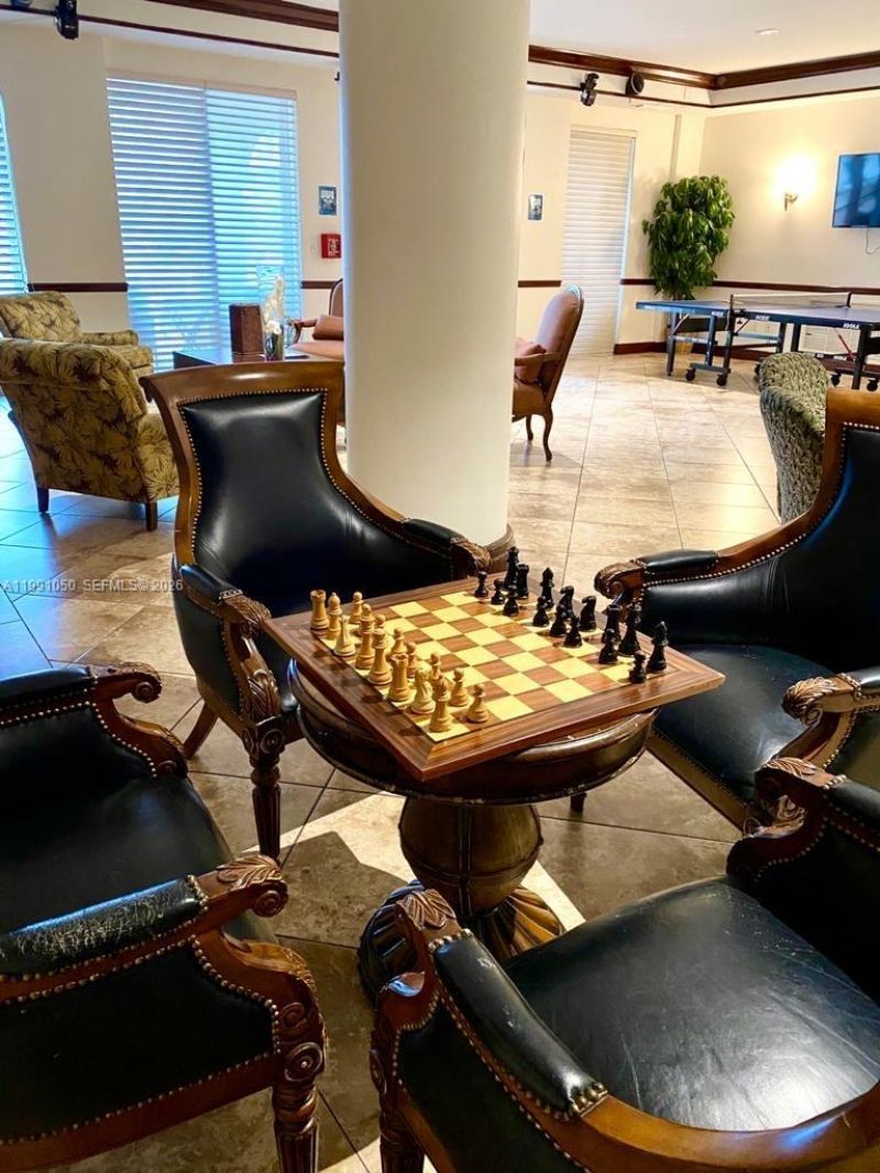 5077 NW 7th St, Unit PH1, Miami, FL 33126 Photo