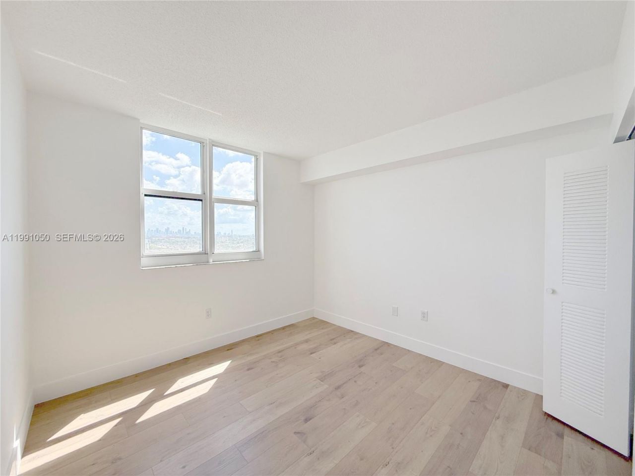 5077 NW 7th St, Unit PH1, Miami, FL 33126 Photo