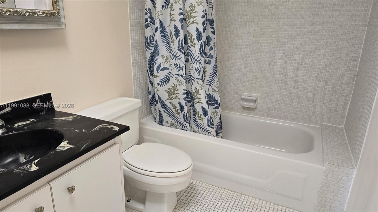 1600 S Ocean Dr, Unit 15J, Hollywood, FL 33019 Photo