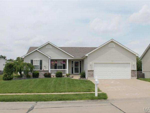 1121 Warm Winds Drive , O'Fallon, MO 63366