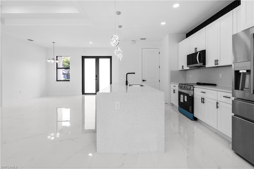 1113 Enrique St E, Lehigh Acres, FL 33974 Photo