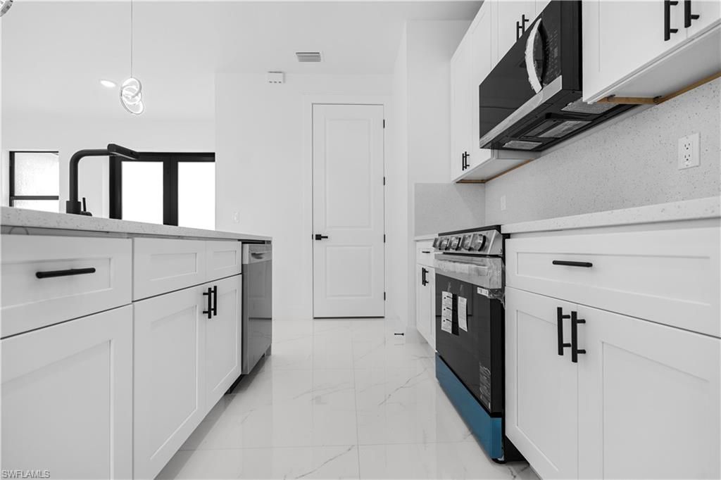 1113 Enrique St E, Lehigh Acres, FL 33974 Photo