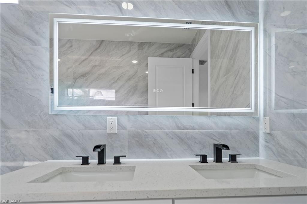 1113 Enrique St E, Lehigh Acres, FL 33974 Photo