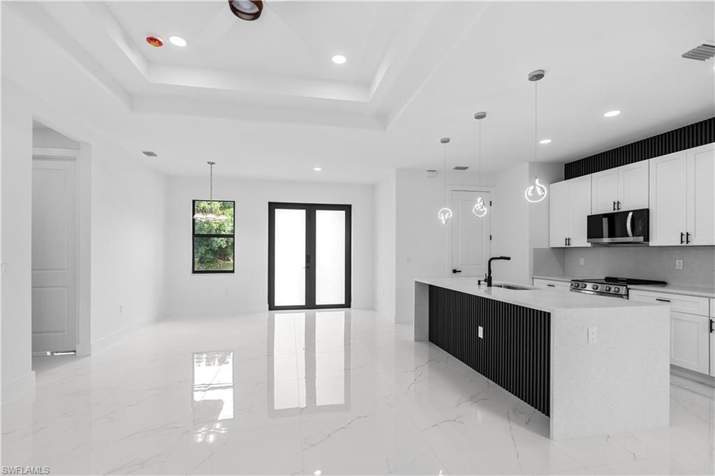 1113 Enrique St E, Lehigh Acres, FL 33974 Photo