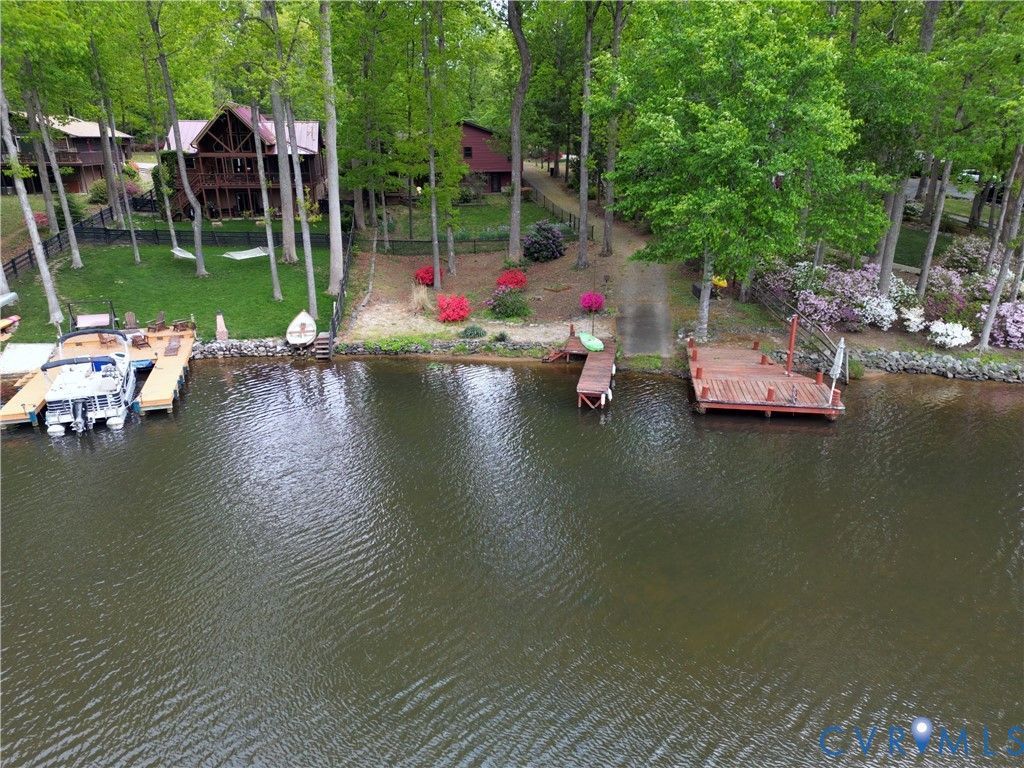 630 Lake Caroline Drive, Ruther Glen, VA 22546 Main Photo