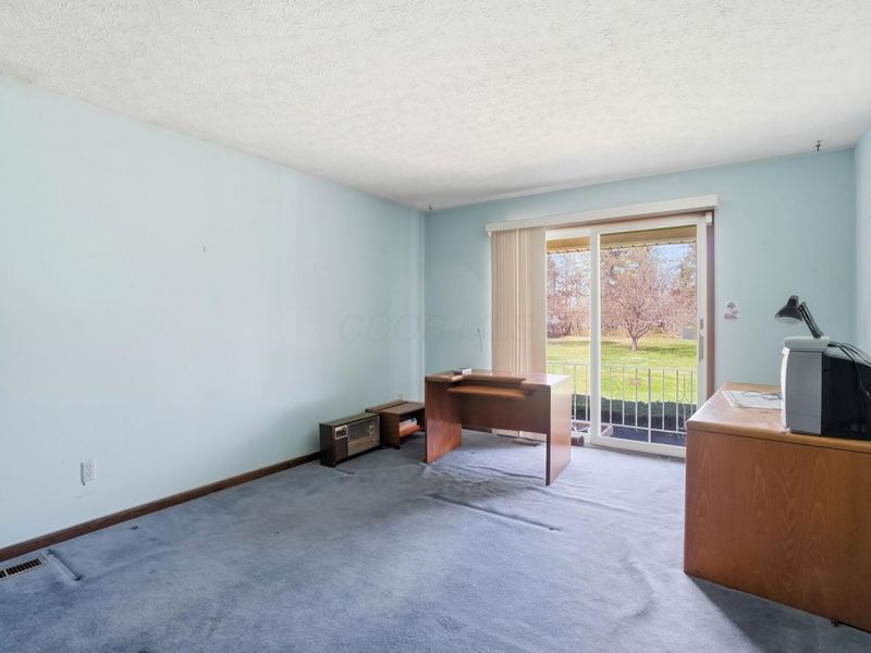 6395 Royalton Drive, Galloway, OH 43119 Photo 10