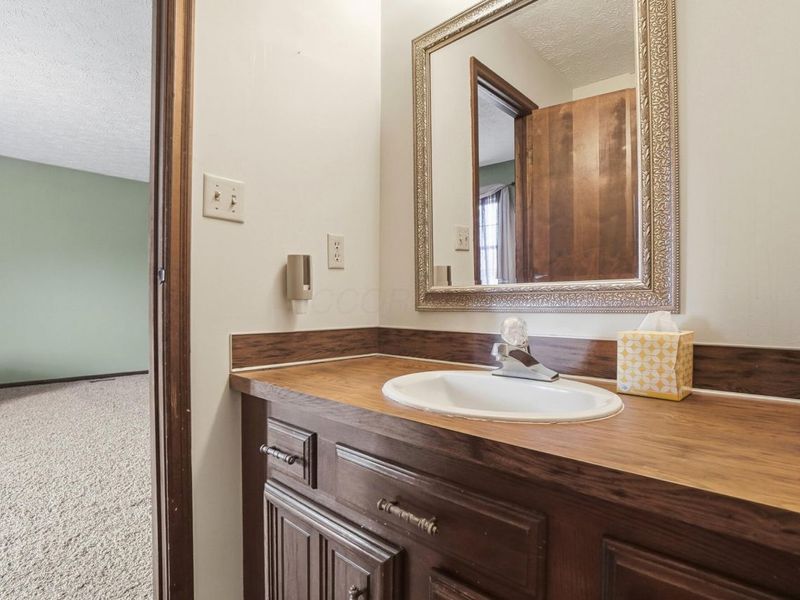 6395 Royalton Drive, Galloway, OH 43119 Photo 18