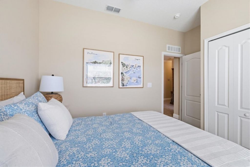 566 Gossamer Wing Way, Sebastian, FL 32958 Photo