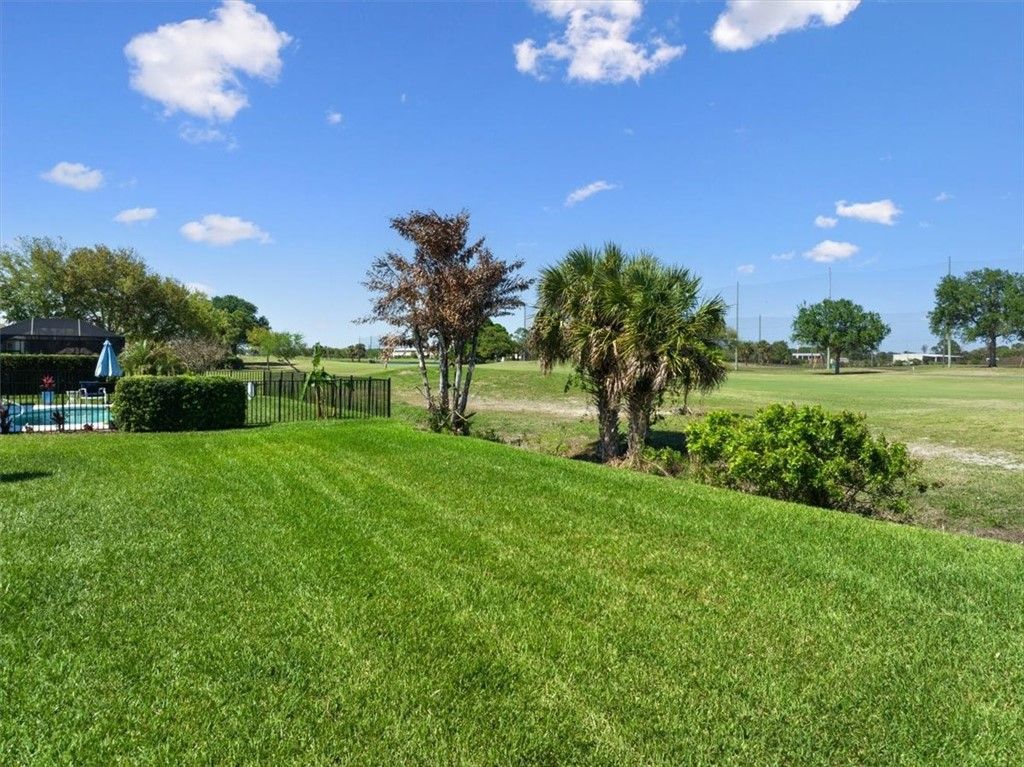 566 Gossamer Wing Way, Sebastian, FL 32958 Photo