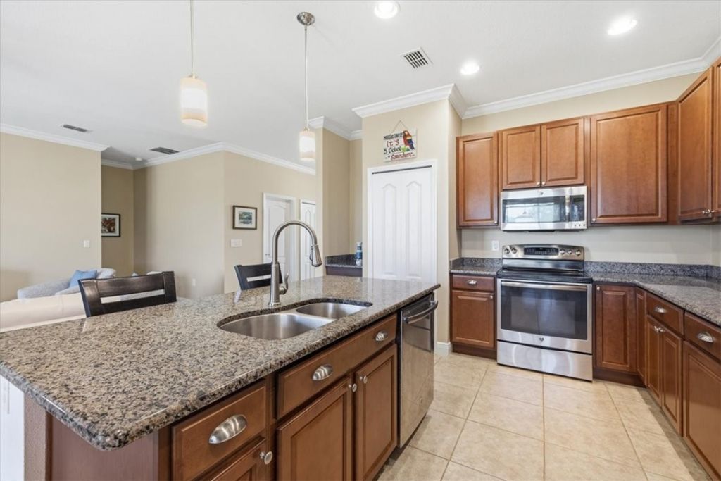 566 Gossamer Wing Way, Sebastian, FL 32958 Photo