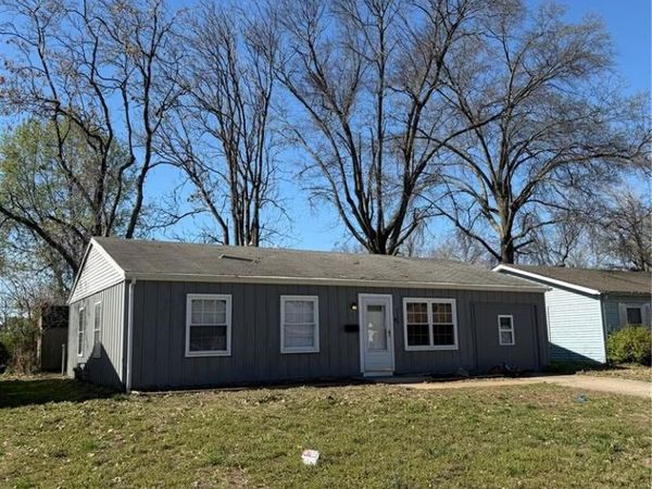 1128 Saint Boniface Drive, Cahokia, IL 62206