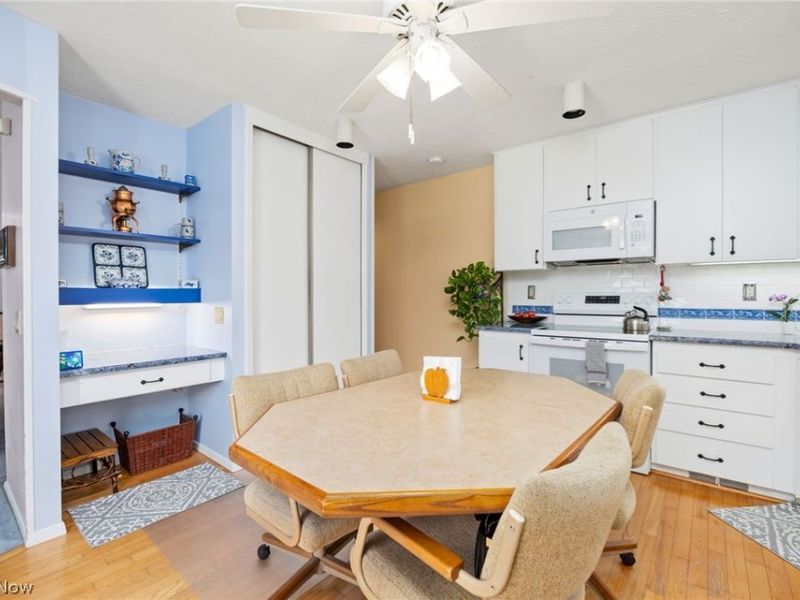 10806 Meadow Trail, Strongsville, OH 44149 Photo 11