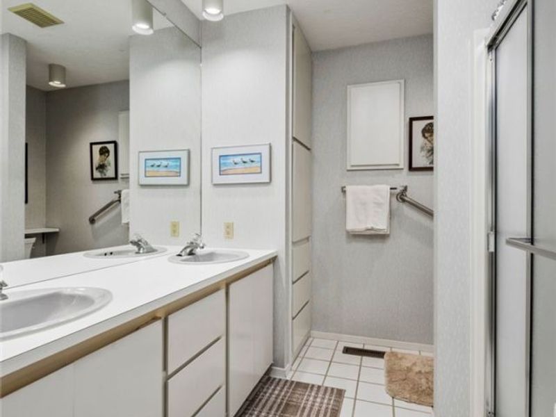 10806 Meadow Trail, Strongsville, OH 44149 Photo 20