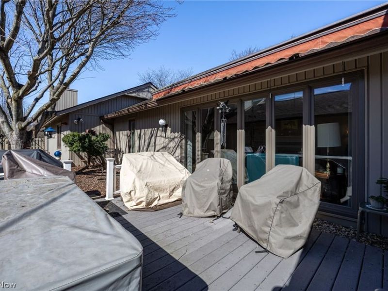 10806 Meadow Trail, Strongsville, OH 44149 Photo 23