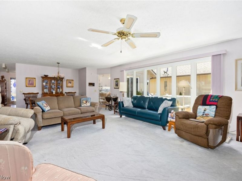 10806 Meadow Trail, Strongsville, OH 44149 Photo 5