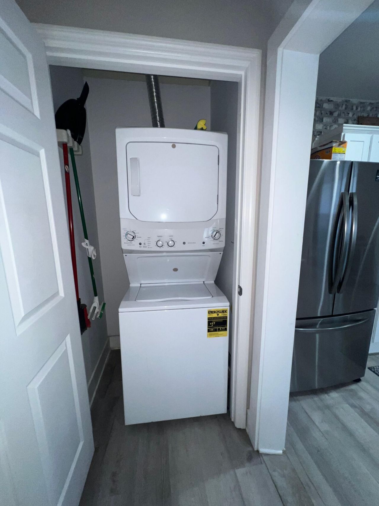 747 Harbor View Road Photo 12