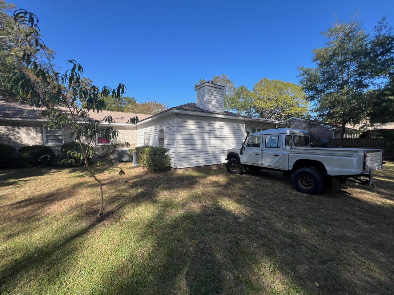 747 Harbor View Road Photo 15