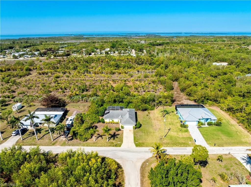 11693 Oakland Dr, Bokeelia, FL 33922 Photo