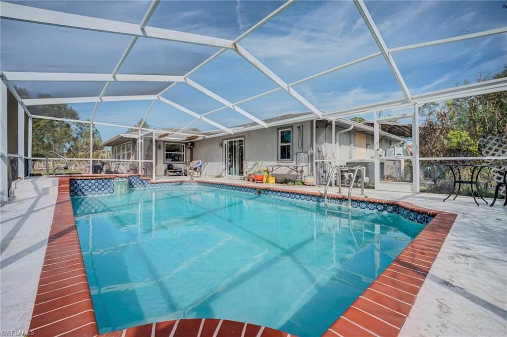 4110 E 23rd St, Alva, FL 33920 Photo