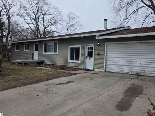4669 McNichol Avenue, Oscoda, MI 48750