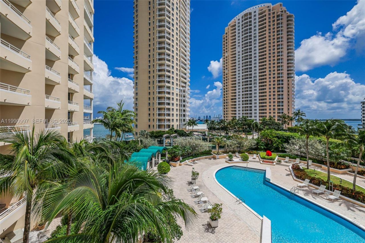 888 Brickell Key Dr , Unit 807, Miami, FL 33131 Photo