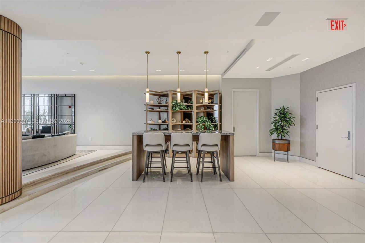 888 Brickell Key Dr , Unit 807, Miami, FL 33131 Photo