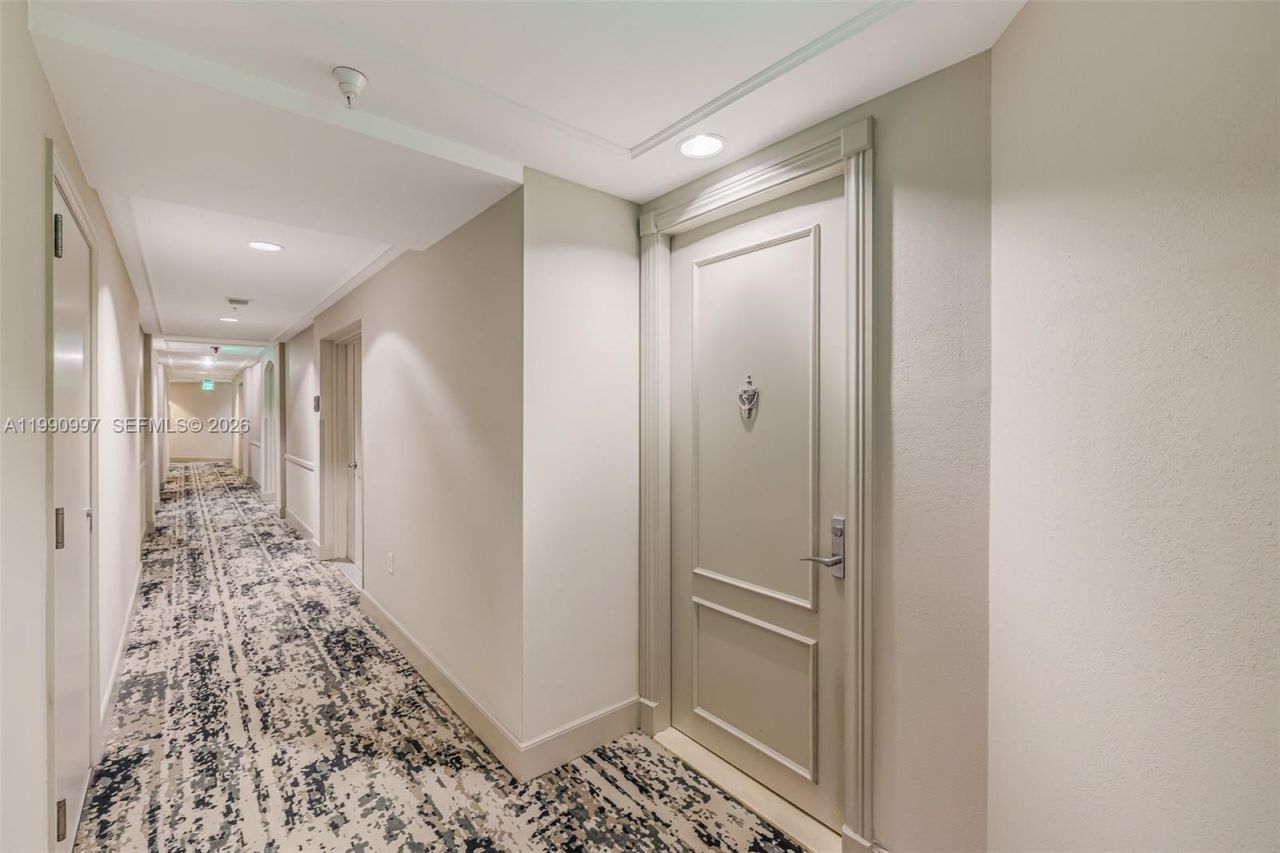 888 Brickell Key Dr , Unit 807, Miami, FL 33131 Photo