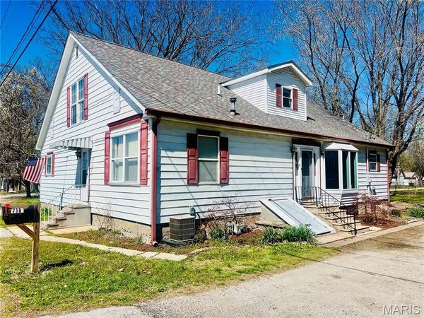 718 State Street, East Carondelet, IL 62240