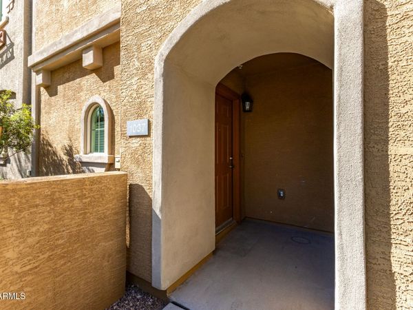 240 W JUNIPER Avenue, Unit 1037, Gilbert, AZ 85233