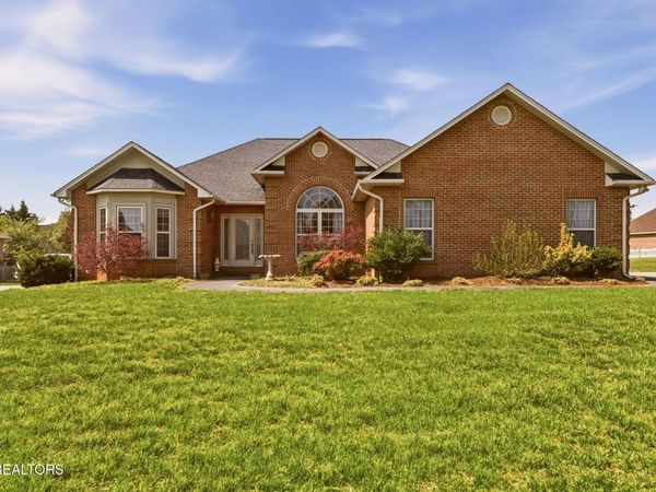 1731 Hollister Drive, Alcoa, TN 37701