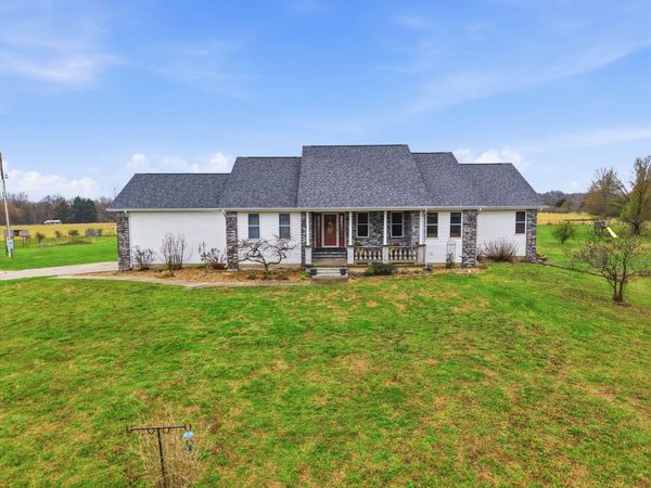 1080 E 383rd Road, Bolivar, MO 65613