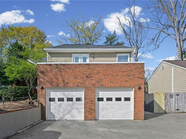 1814 Rockridge Place NE, Atlanta, GA 30324