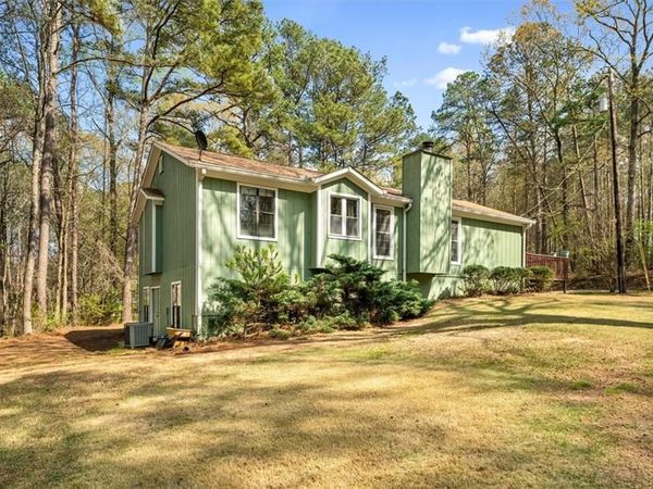 4211 Rose Trail SE, Acworth, GA 30102