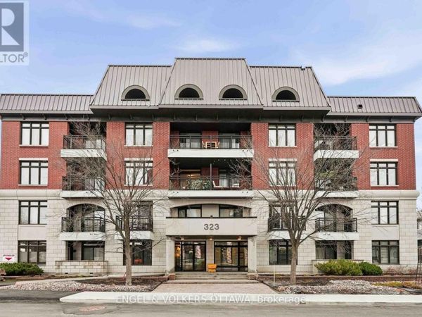 323 Winona Avenue, Unit 204, Ottawa, ON K1Z5H3