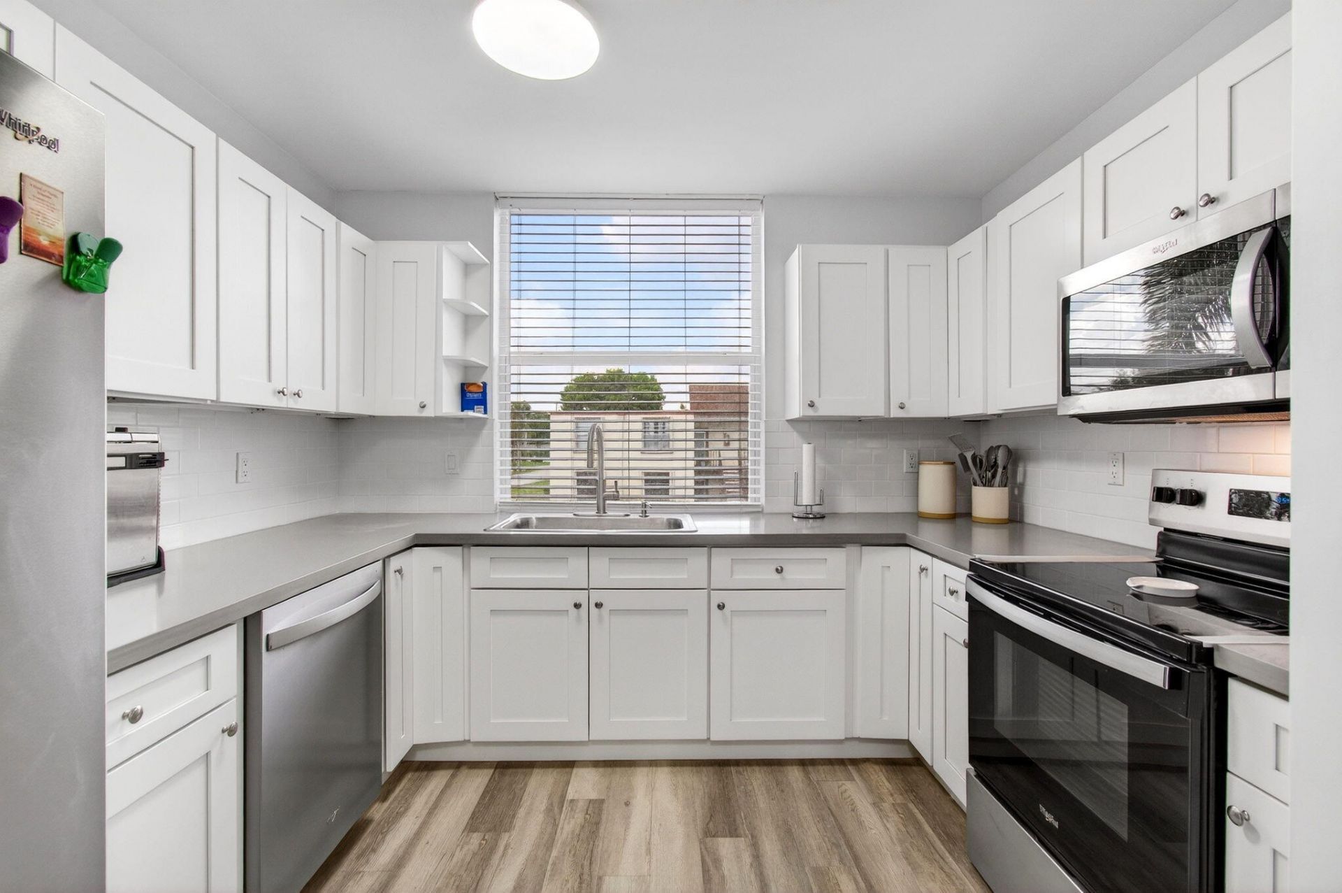 9 Willowbrook Lane, Unit 208, Delray Beach, FL 33446 Photo