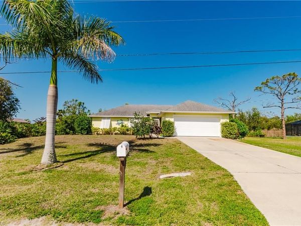 11693 OAKLAND DR, BOKEELIA, FL 33922