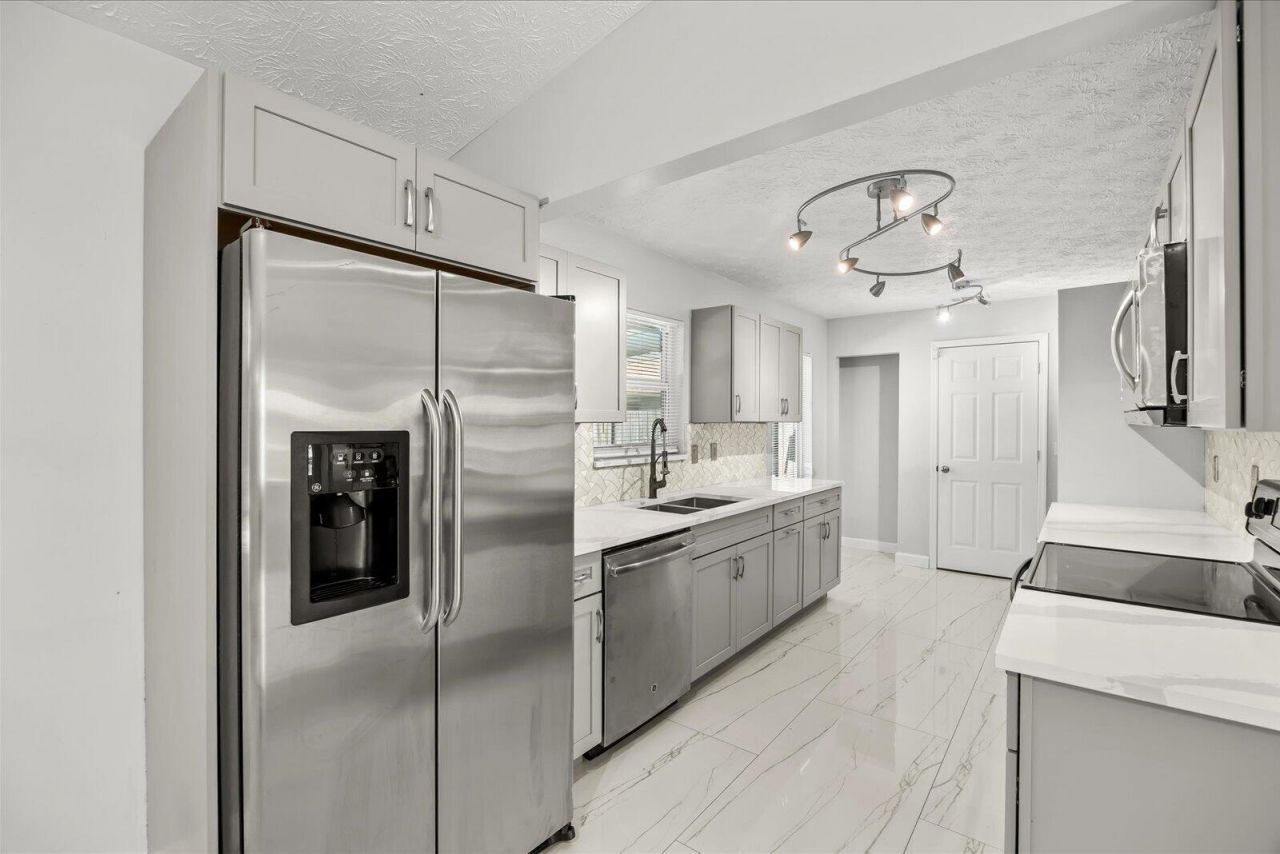 2010 SW Burlington Street, Port Saint Lucie, FL 34984 Photo