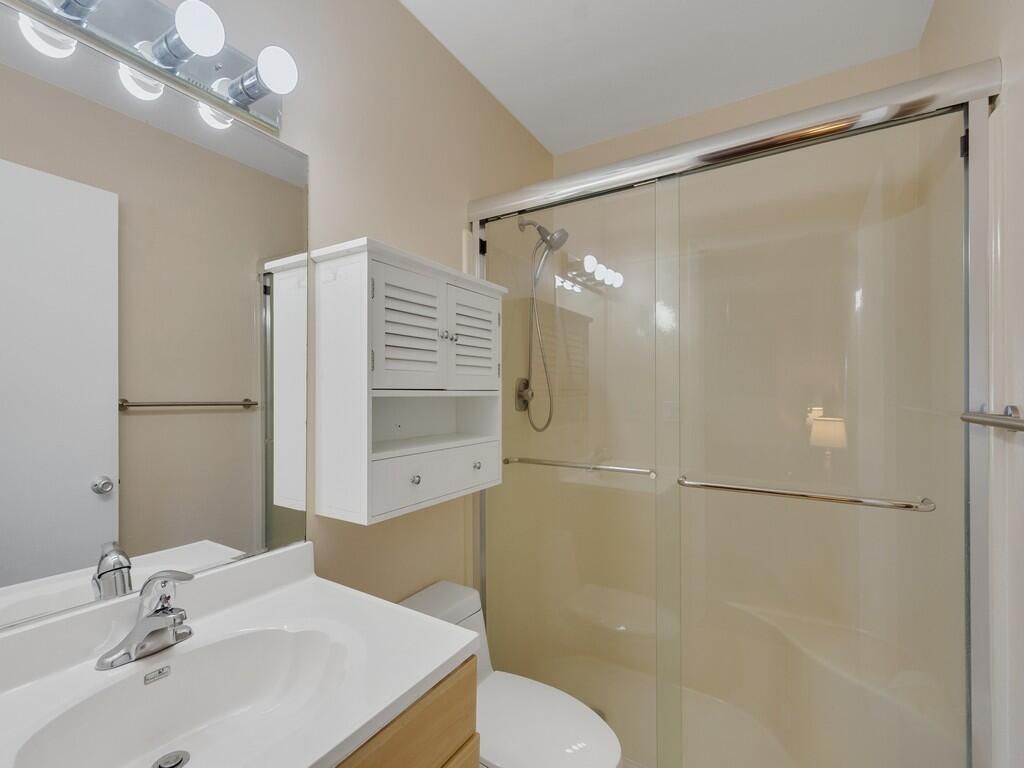 95 Spring Lake Drive, Unit 101, Vero Beach, FL 32962 Photo