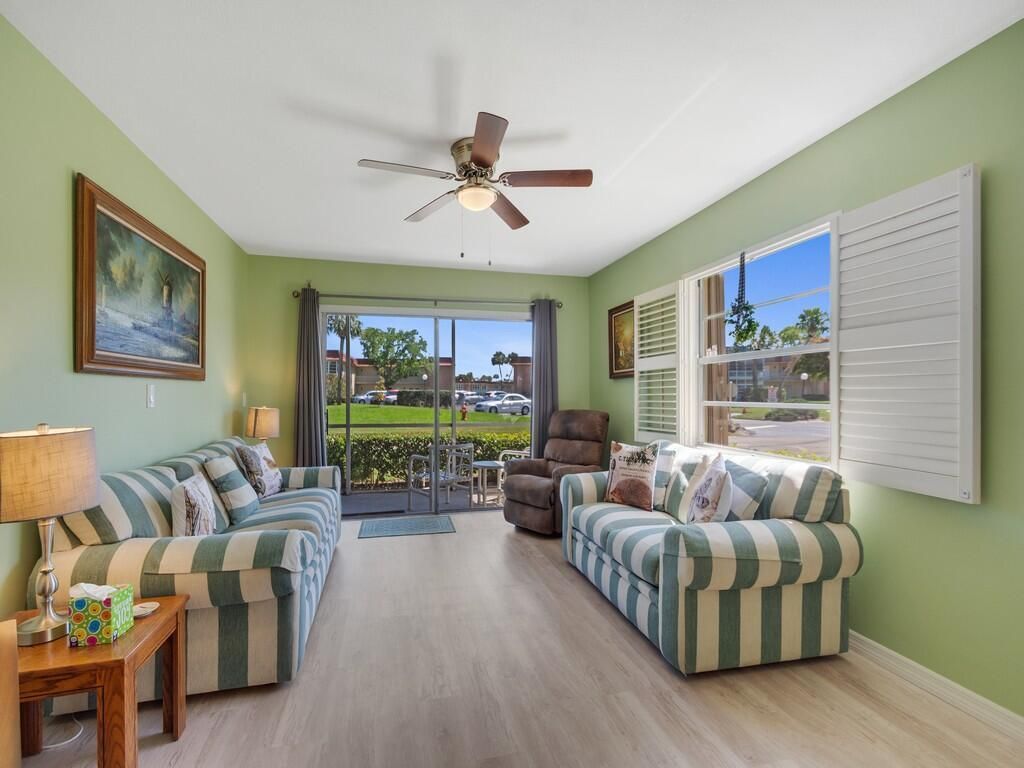 95 Spring Lake Drive, Unit 101, Vero Beach, FL 32962 Photo