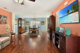 310 Cohen Circle photo 4