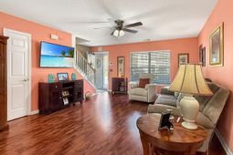 310 Cohen Circle photo 4