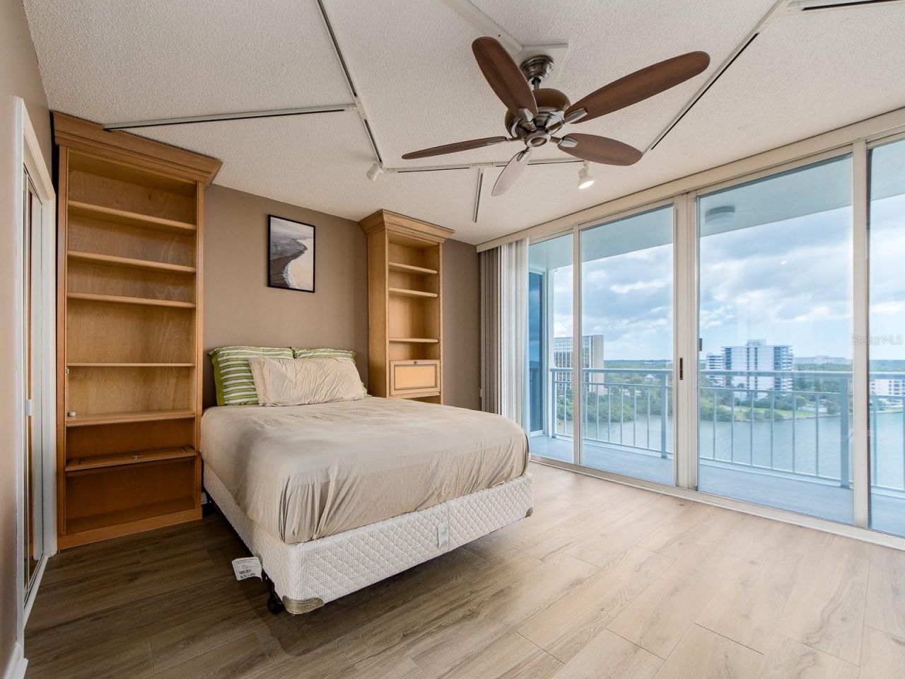 100 Pierce Street, Unit 1205, Clearwater, FL 33756 Photo