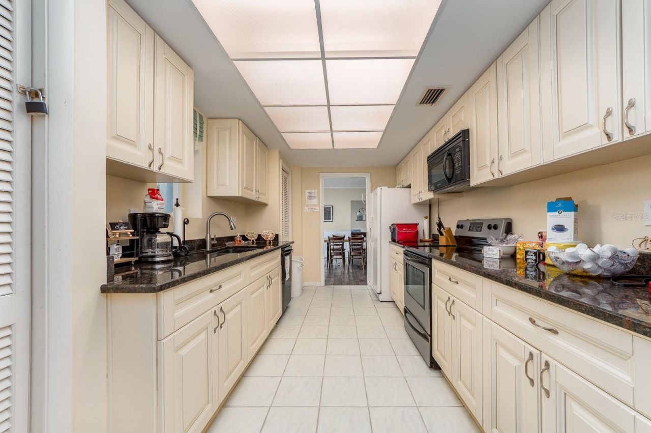 100 Pierce Street, Unit 1205, Clearwater, FL 33756 Photo